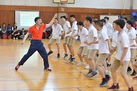 者而是